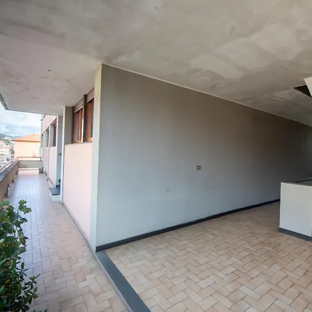 Apartamento 251 - Casa Lorena, 5 Minuti Di Auto Dal Centro E Dal Mare E Spiaggie Di Sestri - Parcheggio Gratis Incluso Sestri Levante