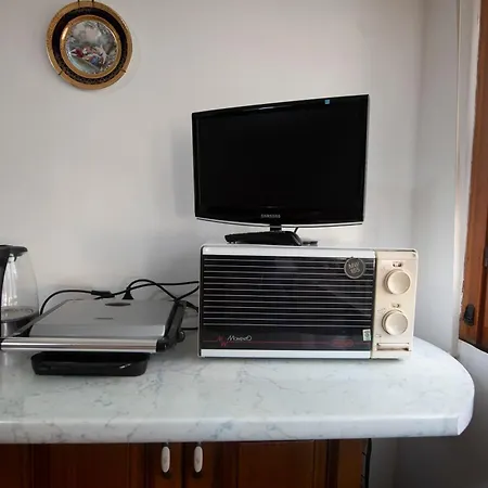 251 - Casa Lorena, 5 Minuti Di Auto Dal Centro E Dal Mare E Spiaggie Di Sestri - Parcheggio Gratis Incluso Apartman Sestri Levante